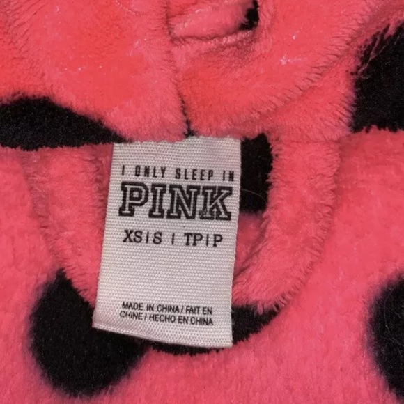VICTORIAS SECRET Pink Robe POLKA DOT Pink Black  Size XS/S Plush Robe W/ Tie - Picture 4 of 4
